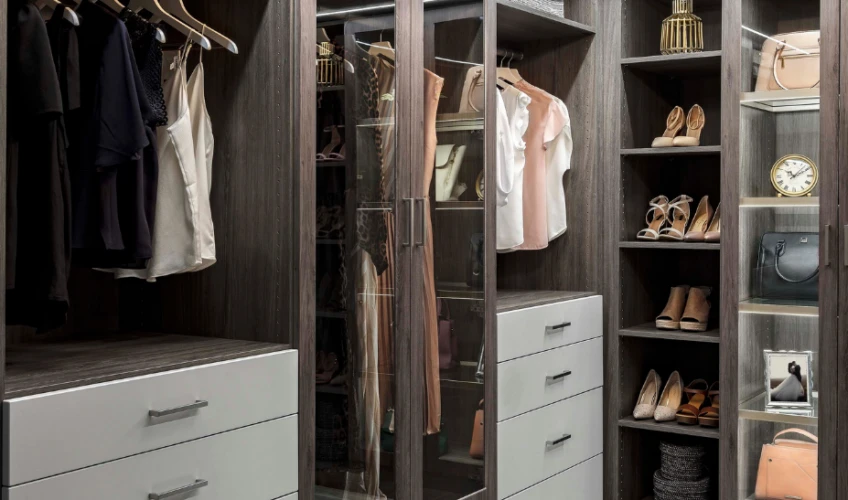 Custom closet