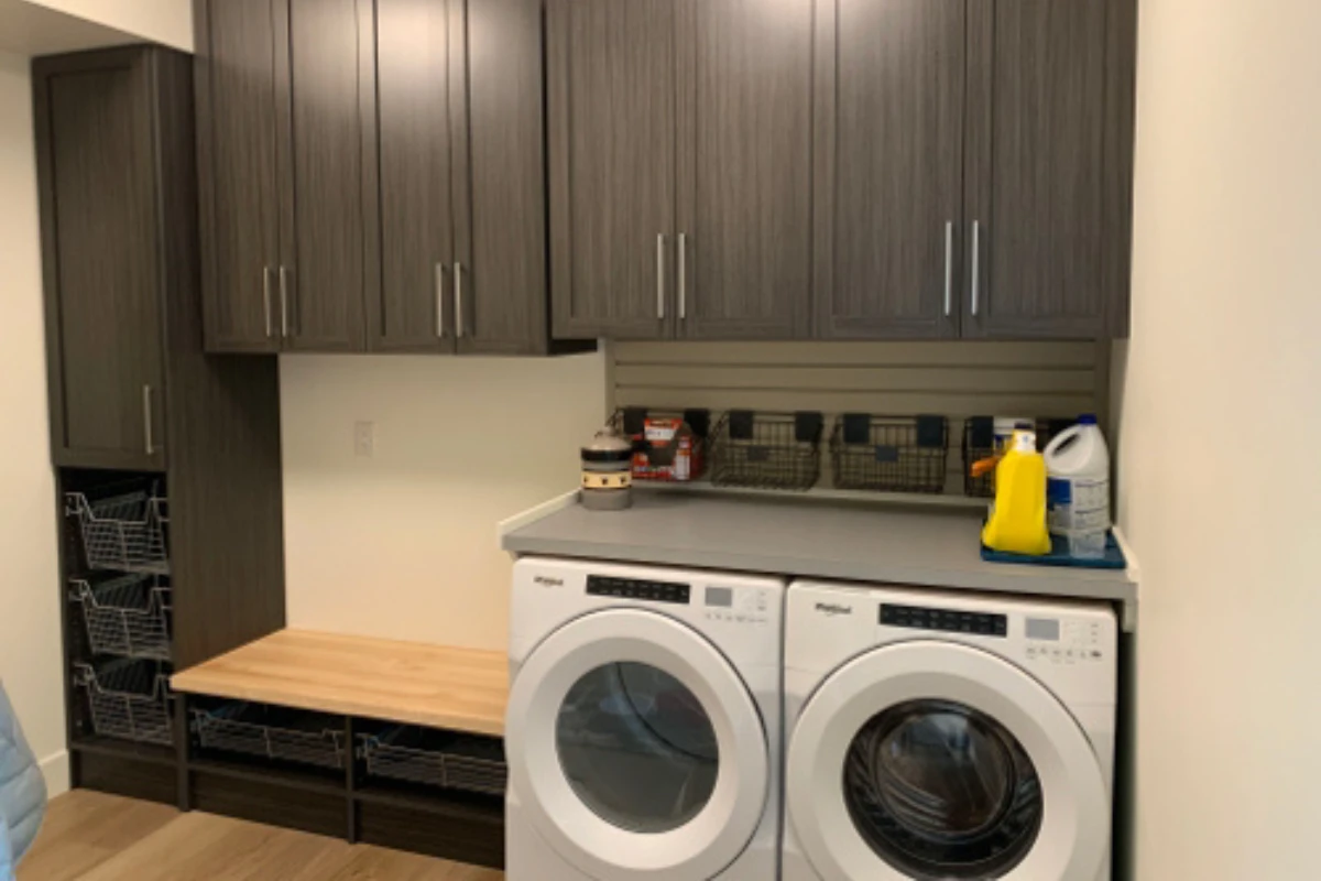 Laundry room in Licorice with slatwall